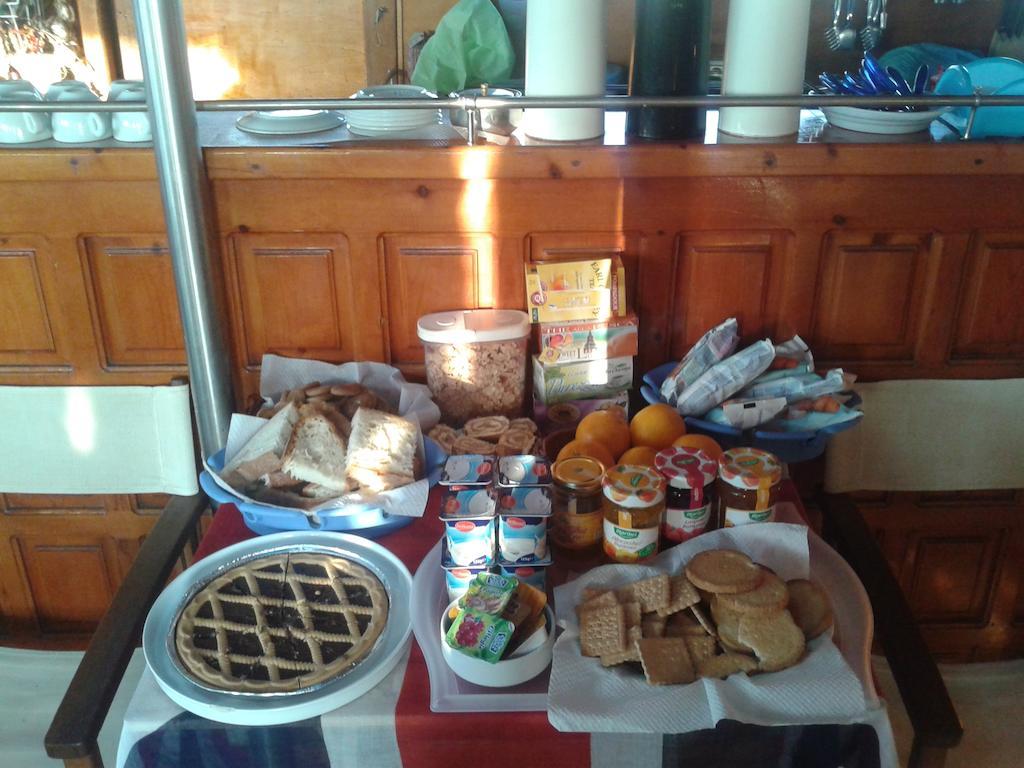 Venezia Boat & Breakfast Caicco Freedom Hotel Ngoại thất bức ảnh