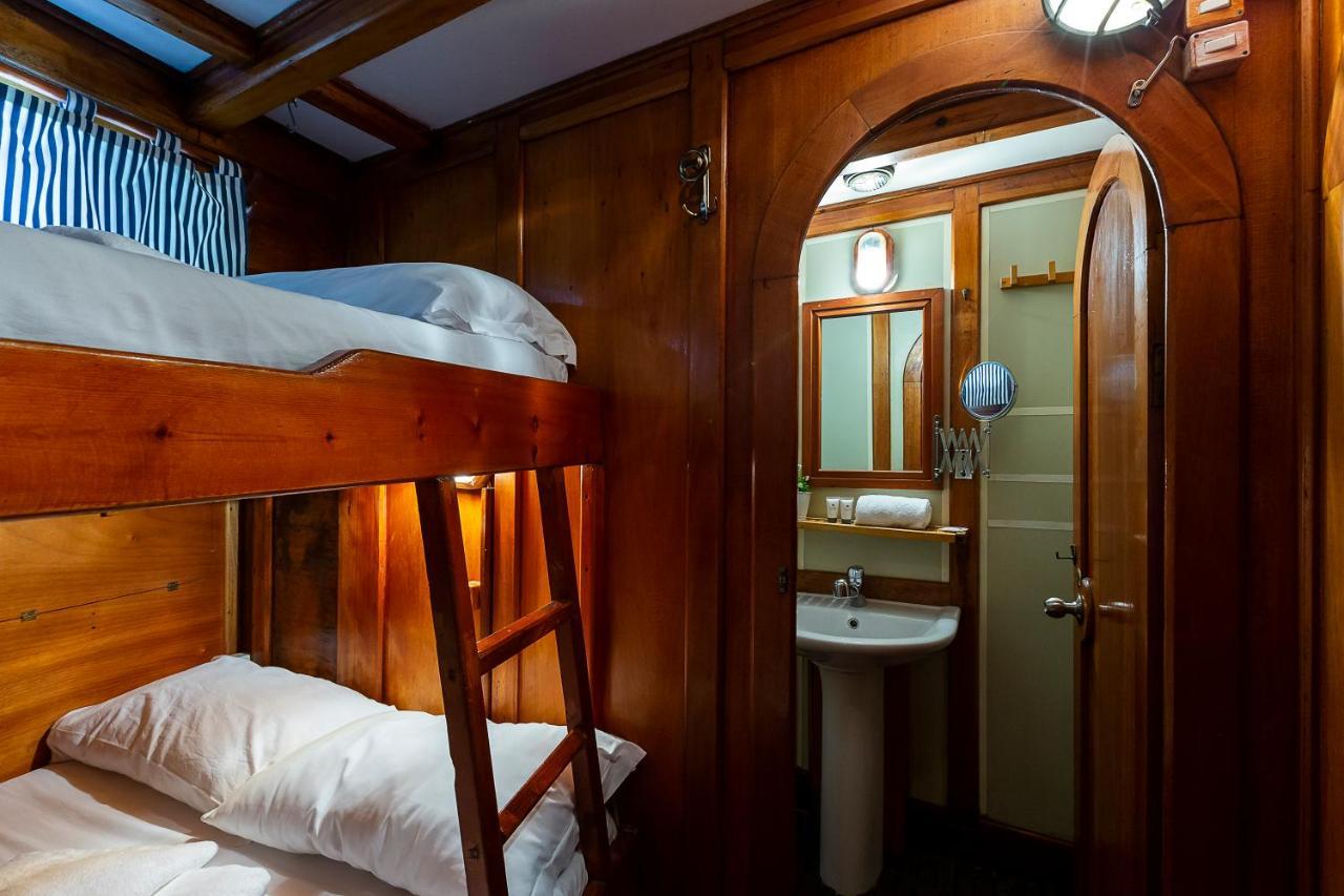Venezia Boat & Breakfast Caicco Freedom Hotel Ngoại thất bức ảnh