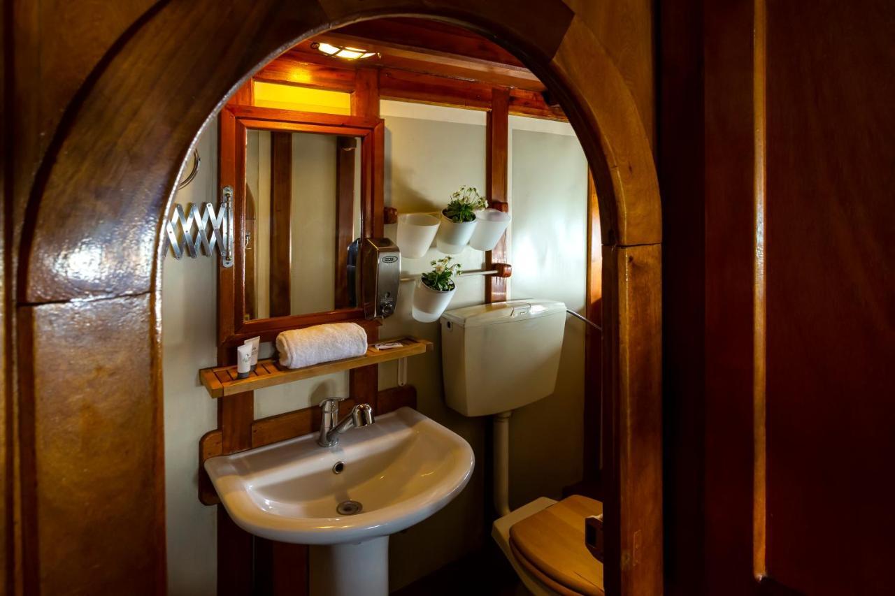 Venezia Boat & Breakfast Caicco Freedom Hotel Ngoại thất bức ảnh