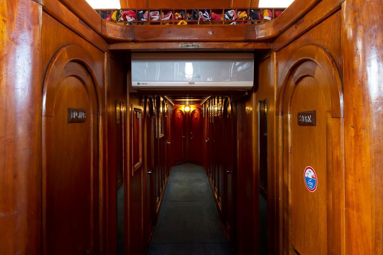 Venezia Boat & Breakfast Caicco Freedom Hotel Ngoại thất bức ảnh