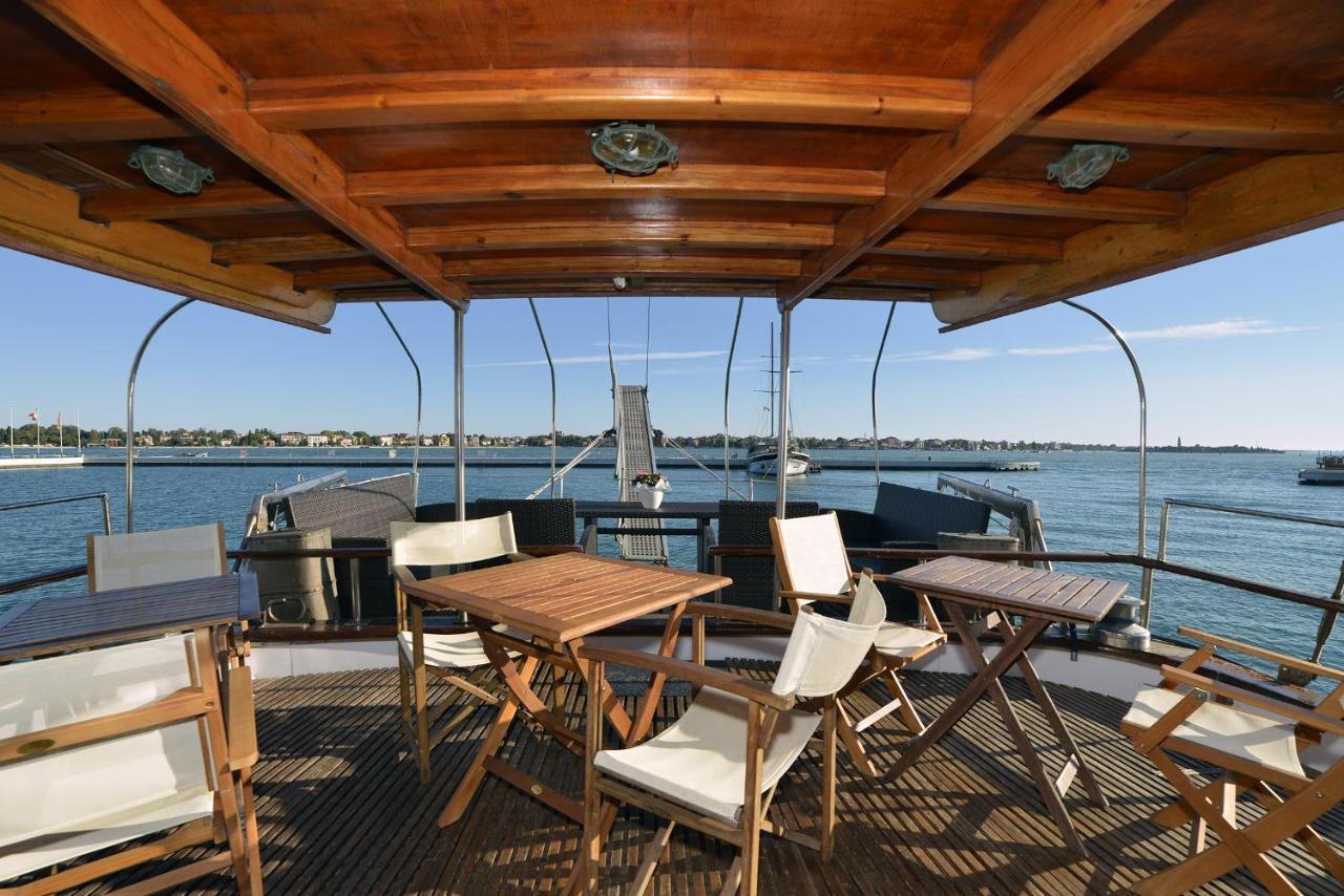 Venezia Boat & Breakfast Caicco Freedom Hotel Ngoại thất bức ảnh